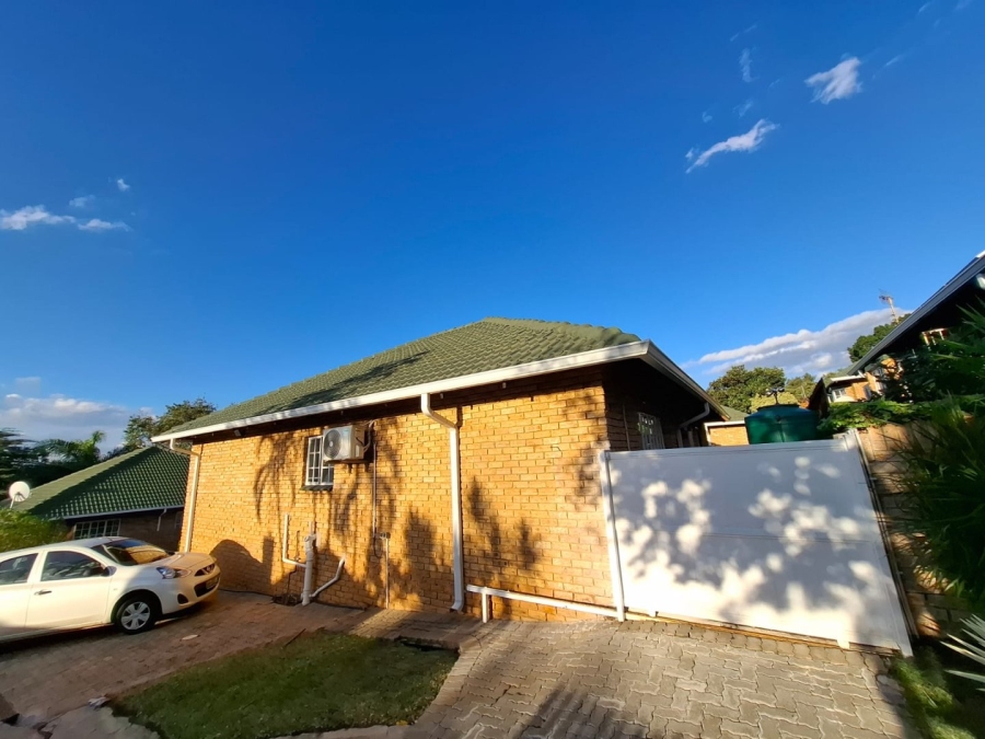 3 Bedroom Property for Sale in Boschdal North West